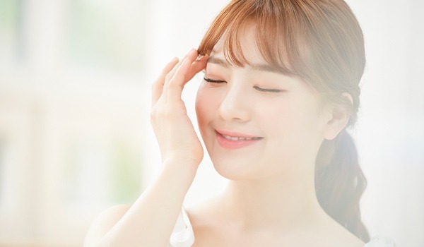 Collagen trắng da có thật? Uống collagen có trắng da không?