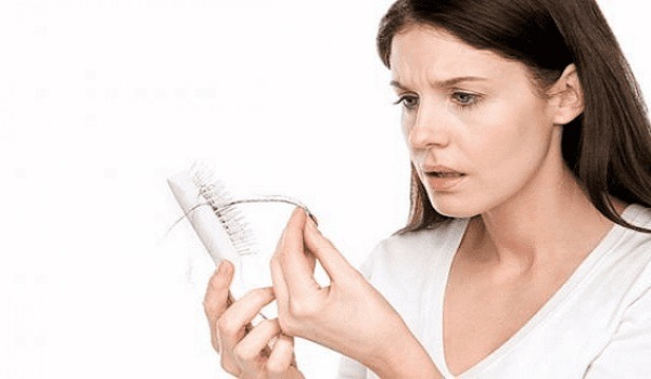 Bí quyết trị rụng tóc bằng Collagen cho phụ nữ trung niên 